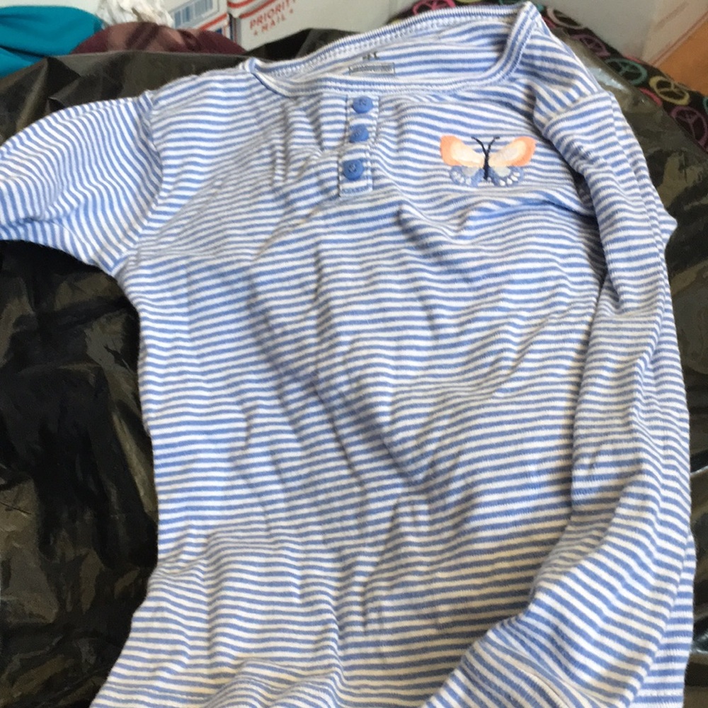 Carter’s Long-sleeved Embroidered Tee (4T)
